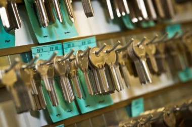 Bricofer (68 - Alsace) magasin de bricolage, quincaillerie métallique
